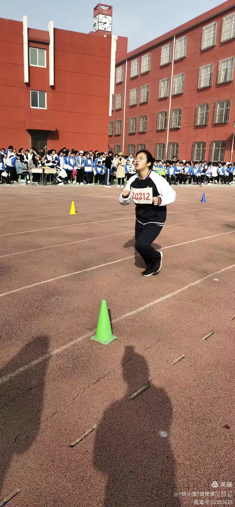 夺魁之路：选手以气魄赢得掌声(夺魁这个词是什么意思)
